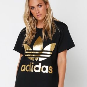 Adidas big trefoil tee